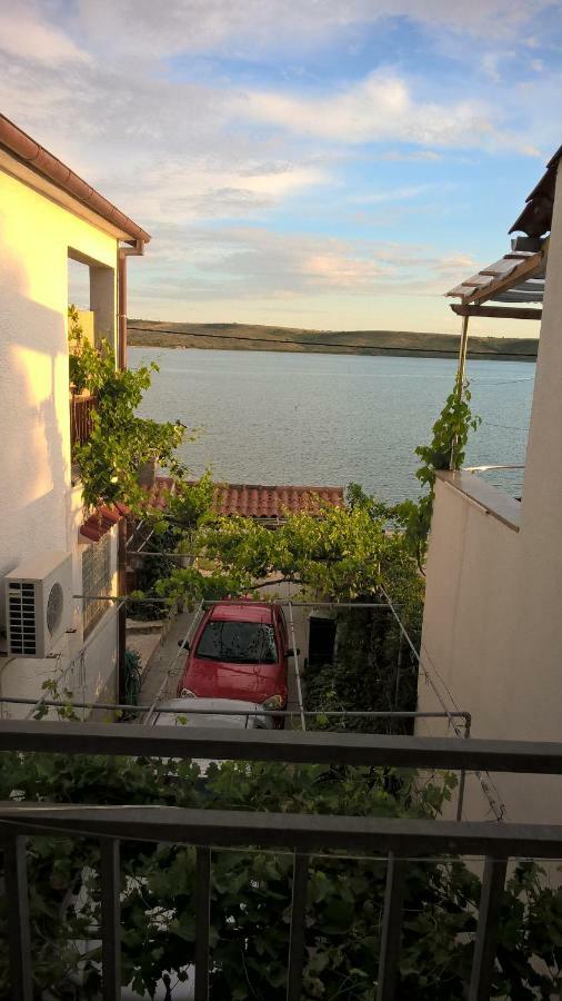 Apartment Danica Ljubač Buitenkant foto